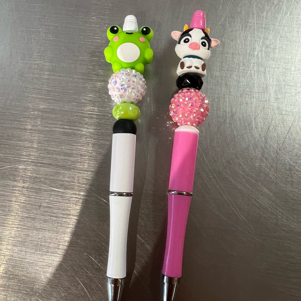 Cute frog or cow 3d focal bead pens.  Sold separately